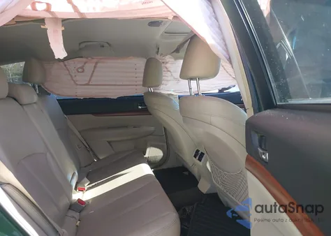 2014 Subaru Outback 2.5I Limited z USA, uszkodzony, nr VIN 4S4BRCMC8E3200761